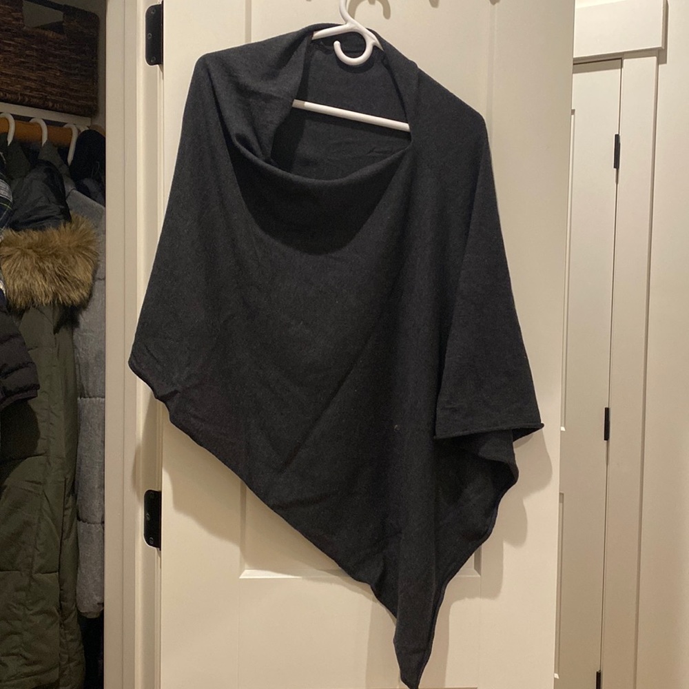 Gray Kerisma shawl